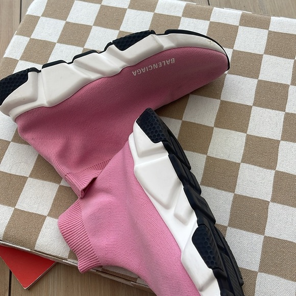 Authentic Balenciaga shoes in great condition - Picture 5 of 7